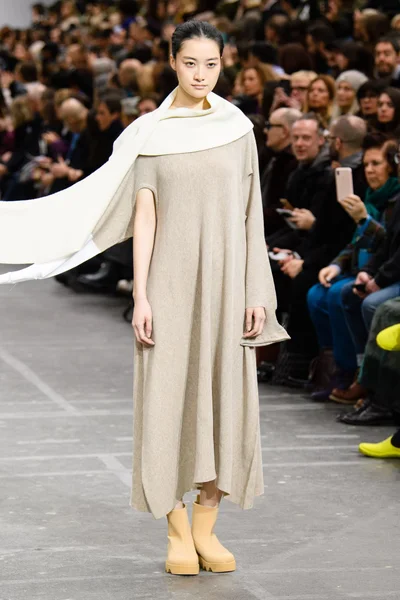 Look 51